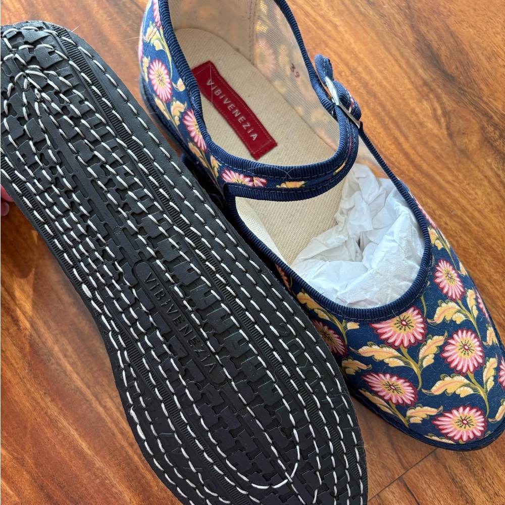 NEW VIBI VENEZIA Santa Margherita The Rapallo Flats 39 8 Navy Floral Shoes - Picture 8 of 9